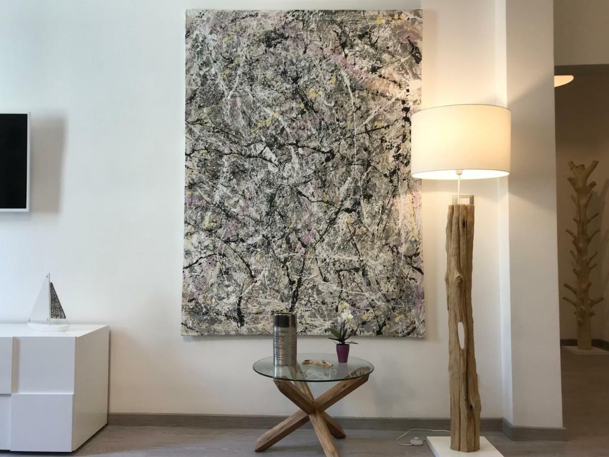 Apartment Lovely Really Downtown - Free Private Parking Included! - Genoa