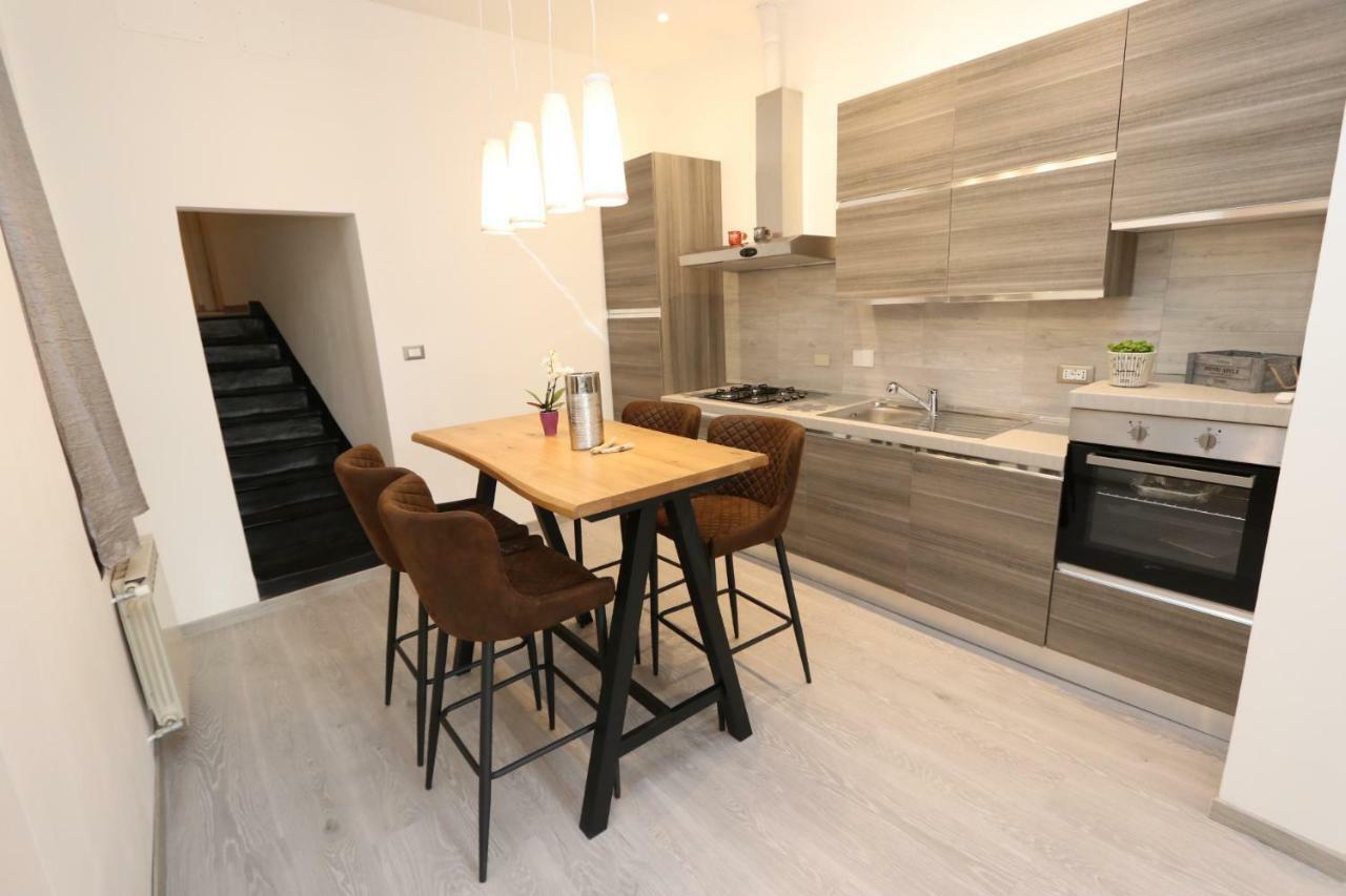 Lovely Really Downtown - Free Private Parking Included! -